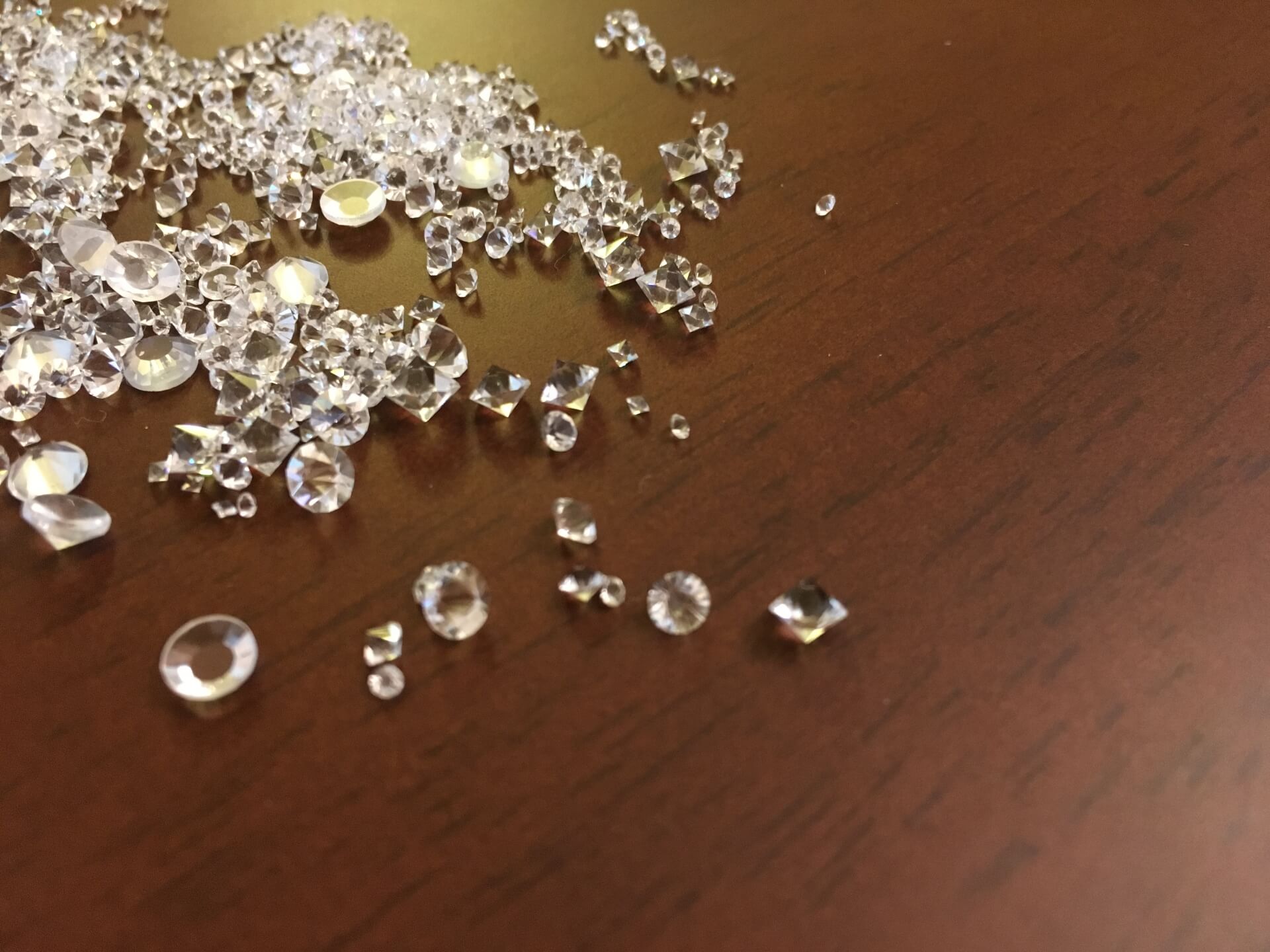 クリスタルデコデザイナー®資格試験概要