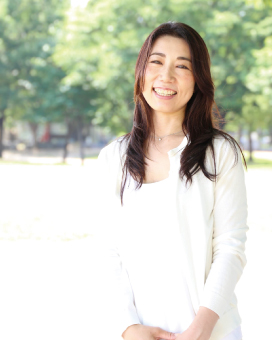 睡眠とアロマのアドバイザーaromacheri真弓